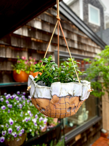 garden treasures hanging planter Hanging Planter