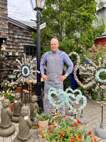 Glass Heart Garden Stand